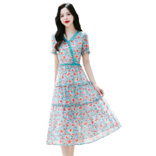 连衣裙2021夏季新款简约时尚气质减龄花边V领收腰显瘦修身印花裙，女装连衣裙，贵人树