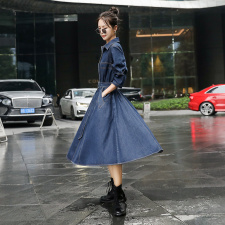 时尚牛仔连衣裙2025春夏裙子桔梗法式早春新款长裙流行网红，女装连衣裙，钱塘布衣