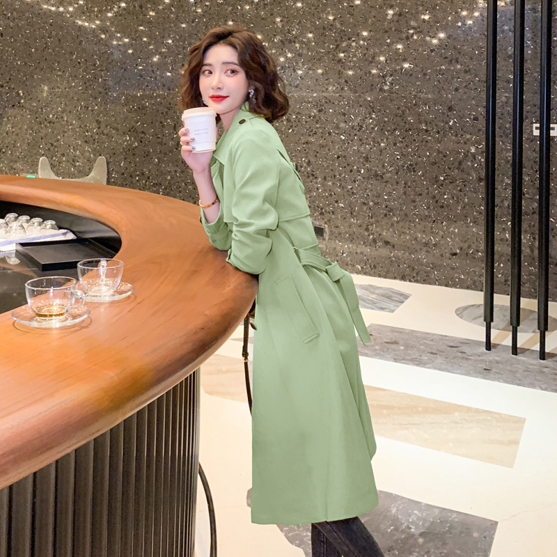 绿色风衣女中长款小个子过膝2025年新款chic气质高端大牌春秋外套，女装风衣，沫晗依美