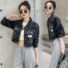 春秋牛仔女欧货2024年新款时尚网红洋气减龄短外套工装，女装牛仔外套，纯色衣恋