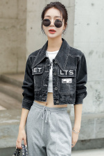 春秋牛仔女欧货2024年新款时尚网红洋气减龄短外套工装，女装牛仔外套，纯色衣恋