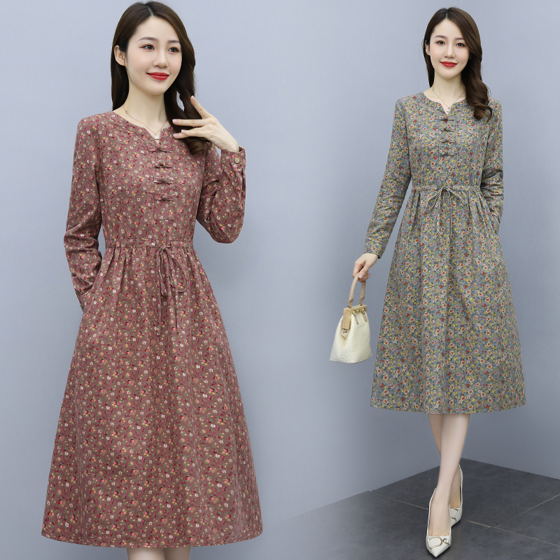 棉布碎花連衣裙女2023春季新款系帶收腰顯瘦復古氣質(zhì)盤扣文藝裙子，女裝連衣裙，鑫思依格
