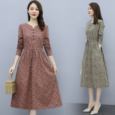 棉布碎花連衣裙女2023春季新款系帶收腰顯瘦復古氣質(zhì)盤扣文藝裙子，女裝連衣裙，鑫思依格