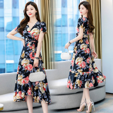2025夏季新款向日葵花朵黄色连衣裙女不规则茶歇法式雪纺桔梗长裙，女装连衣裙，海爱依仁