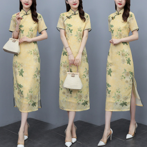 芷墨服饰，杭州中纺服装城6楼6A08