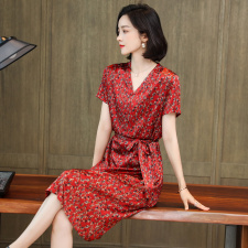 杭州大牌真丝连衣裙女夏2025年新款小个子中年妈妈高端桑蚕丝裙子，女装连衣裙，阿舍尔
