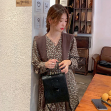 秋季新款韩版温柔风碎花雪纺长袖连衣裙不含披肩，女装连衣裙，潮品会