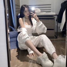 现货主推2022春秋白色运动休闲炸街运动三件套套装早秋女，女装套装/套裙，艾乐芳